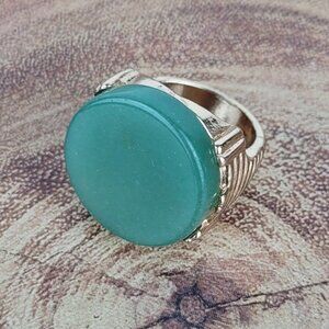 Faux Jade Disk Stone Gold Tone Ring Size 7-7.5